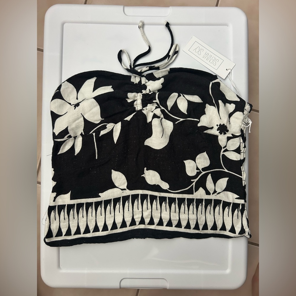 NWT Sienna Sky Black and White Floral Halter/Tube Top